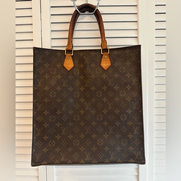 Louis Vuitton Handbags - Louis Vuitton Sac Plat Tote Bag with Certificate of Authenticity